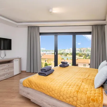 빌라 Bellavista Mit Meerblick *